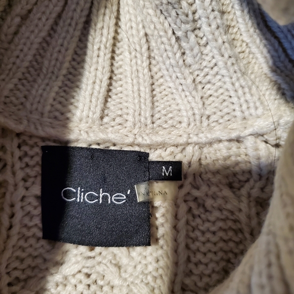 Sweater - Picture 8 of 8